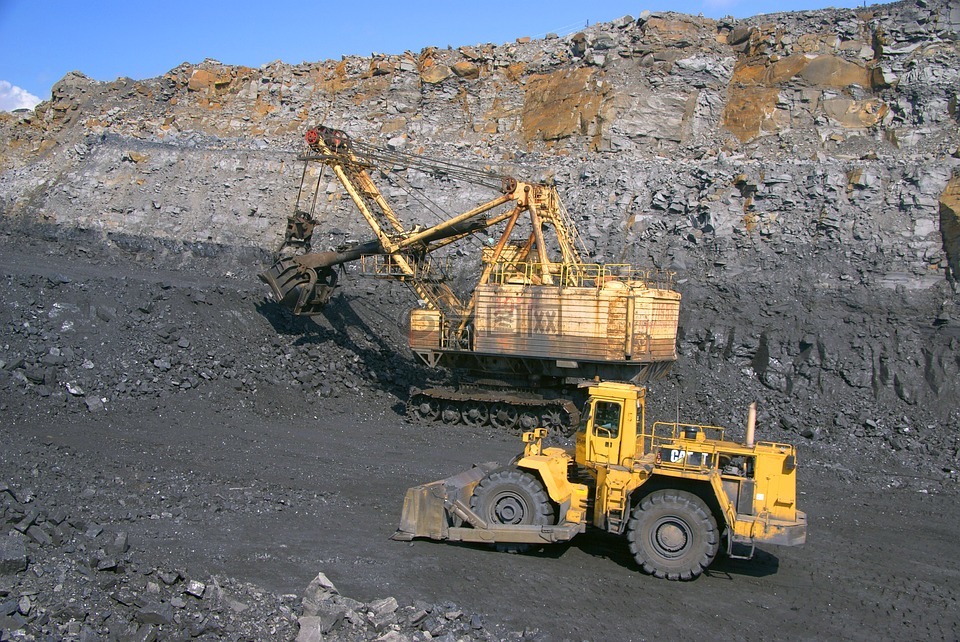 1-9月全国煤炭开采和洗选业营业收入下降10.4%